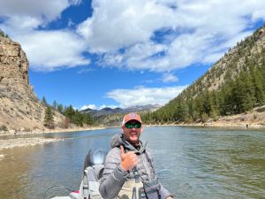 Blue bird day on the Missouri River