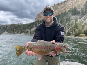 Missouri River Land of Giant rainbow trout